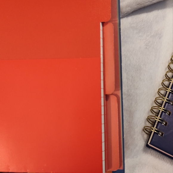 NEW! 3 Spiral Notebooks - Picture 3 of 11